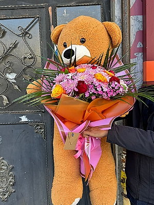 Ayck Kucanda Renkli iekler